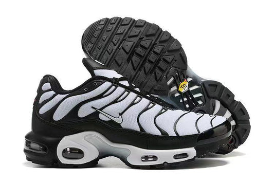 NIKE AIR MAX PLUS "WHITE/BLACK"