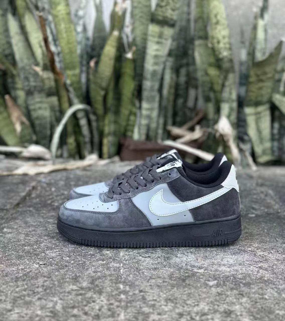AIRFORCES "GREY/BLACK"